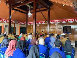 Sosialisasi Internalisasi Anti Korupsi di Lingkungan Pemerintah Kalurahan Pacarejo.